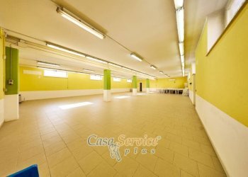 Interno non residenziale - Capannone strada Vicinale di Capieli, Racale - foto 3