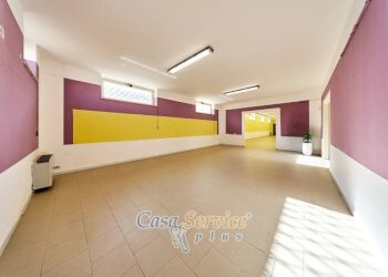 Interno non residenziale - Capannone strada Vicinale di Capieli, Racale - foto 5