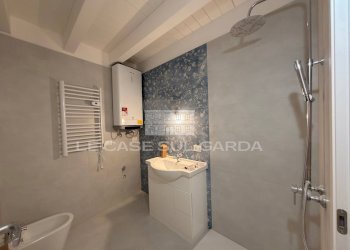 Bagno - Three-room apartment via Francesco Redi
7, Toscolano-Maderno - photo 11