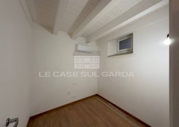 Cameretta - studio - Three-room apartment via Francesco Redi
7, Toscolano-Maderno - photo 16