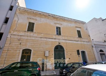 facciata - Stable - Palace via San Lazzaro, Gallipoli - photo 1