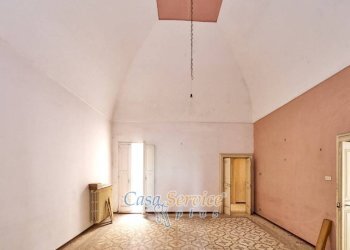 Stanza non arredata - Stable - Palace via San Lazzaro, Gallipoli - photo 15
