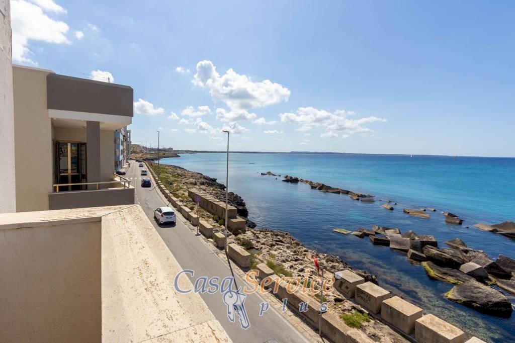 Vista - Three-room apartment Lungomare Galileo Galilei, Gallipoli - photo 1