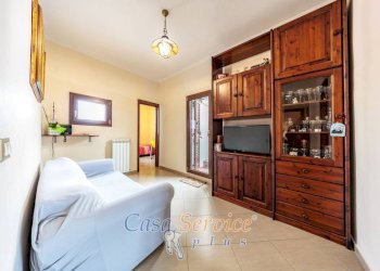 Stanza arredata - Appartamento via Francesco d'Elia, Gallipoli - foto 10