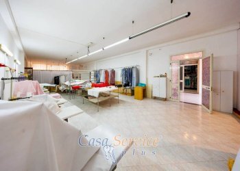 Interno non residenziale - Shop via Martiri d'Ungheria, Ugento - photo 10