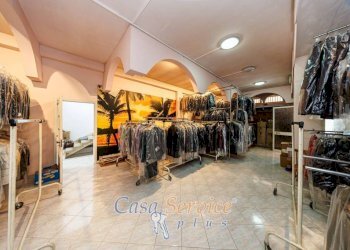 Interno non residenziale - Shop via Martiri d'Ungheria, Ugento - photo 12