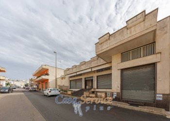 Zona - Shop via Martiri d'Ungheria, Ugento - photo 34