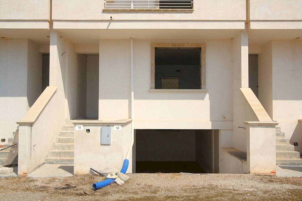 Facciata - Casa indipendente via Olimpia, Matino - foto 3