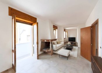 Salone - Four-room apartment via Enrico Toti, Alliste - photo 38