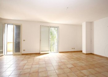 Apartment via Vittorio Emanuele II, Casarano - photo 2