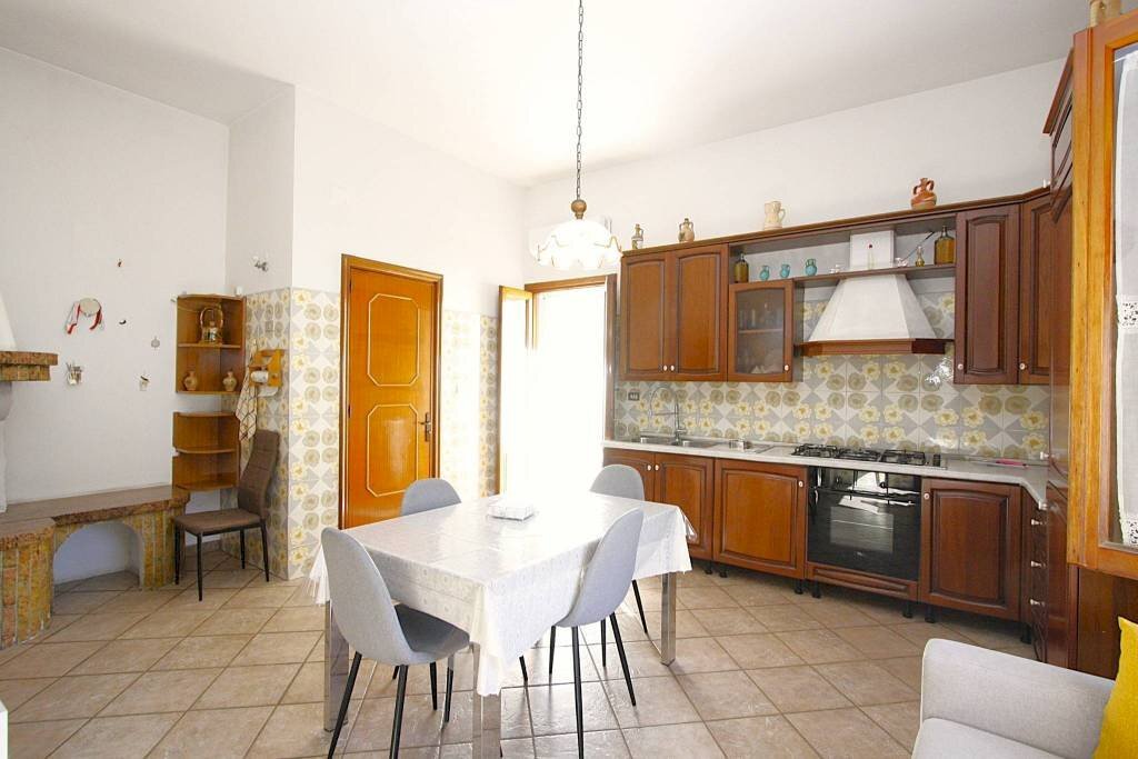 Cucina - Bilocale via Don Carlo Gnocchi, Parabita - foto 3