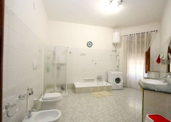 Bagno - Bilocale via Don Carlo Gnocchi, Parabita - foto 12