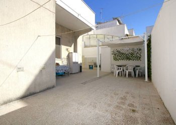 Cortile interno - Bilocale via Don Carlo Gnocchi, Parabita - foto 28