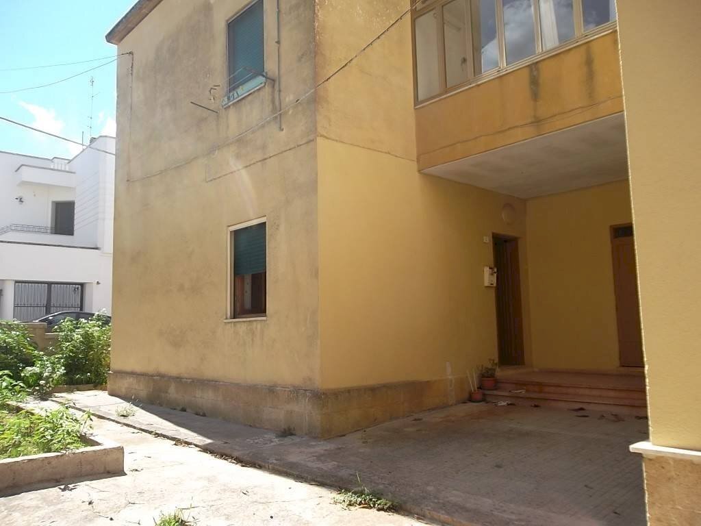 Facciata - Appartamento via Tripoli, Parabita - foto 2