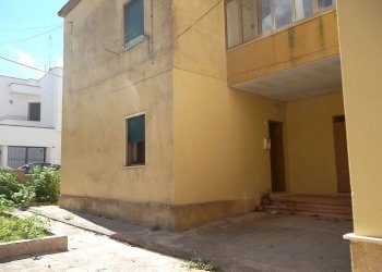 Facciata - Apartment via Tripoli, Parabita - photo 2