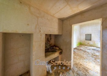 Stanza non arredata - Terreno edificabile via Carlo Antonio Coppola, Alezio - foto 13