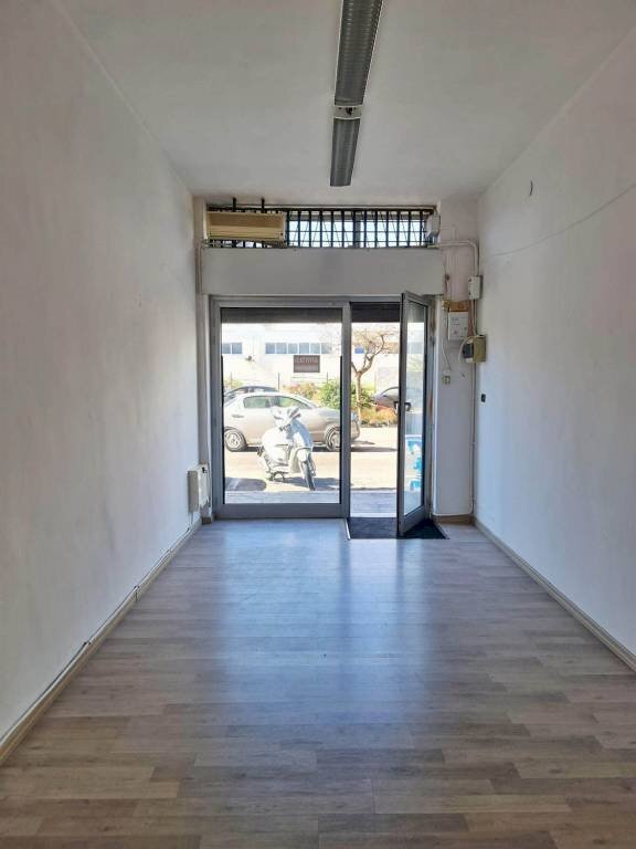 Interno non residenziale - Shop viale Bari, Gallipoli - photo 2