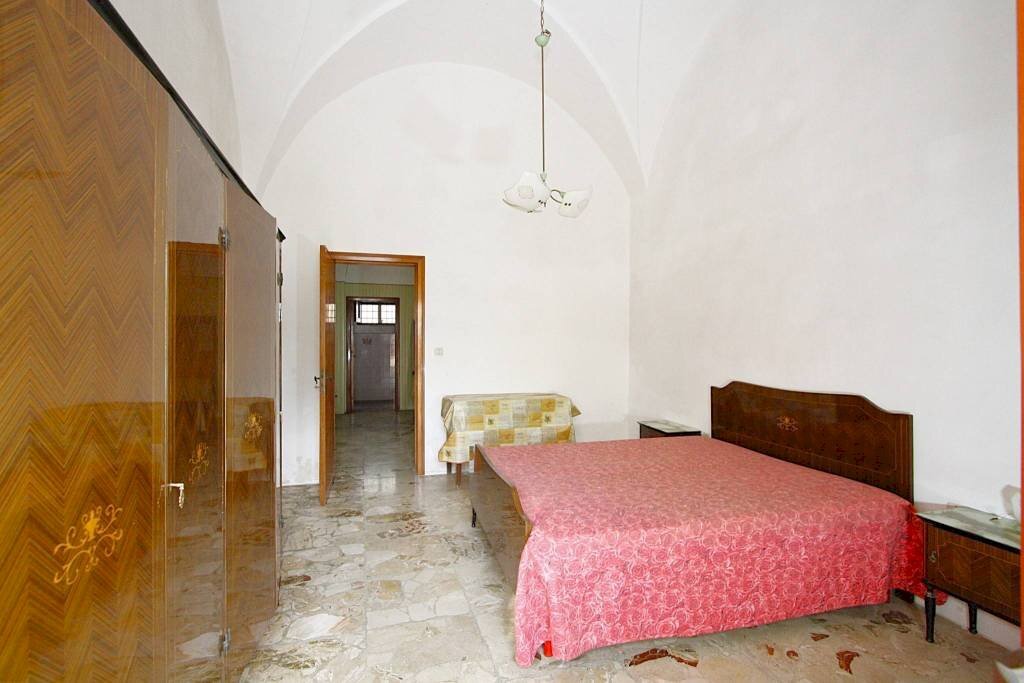Camera da letto - Independent house via Grappa, Tuglie - photo 3