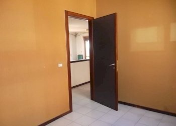 Stanza non arredata - Apartment viale Italia, Matino - photo 8