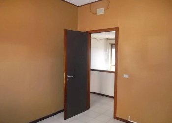 Stanza non arredata - Apartment viale Italia, Matino - photo 12