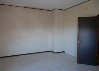 Stanza non arredata - Apartment viale Italia, Matino - photo 14