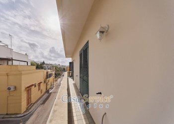 Balcone - Appartamento via Guglielmo Marconi, Matino - foto 6
