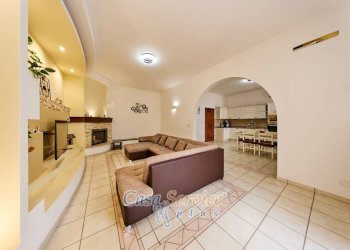 Salone - Appartamento via Guglielmo Marconi, Matino - foto 41