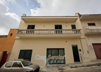 Facciata - Appartamento via Guglielmo Marconi, Matino - foto 46