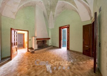 Salone - Stable - Palace via Vittorio Emanuele, Supersano - photo 11