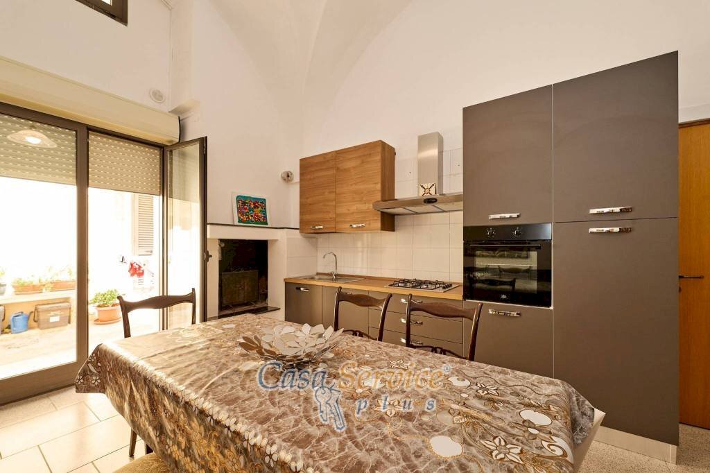 Cucina - Trilocale via Bologna, Matino - foto 1