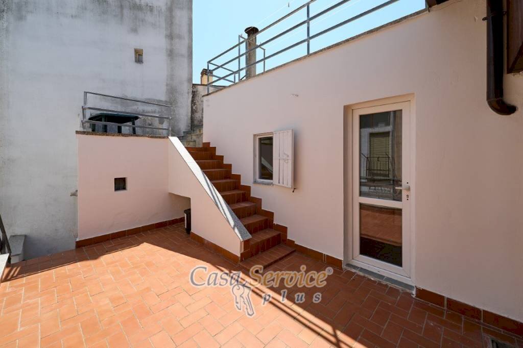 Terrazzo - Two-room apartment via Bologna, Matino - photo 2