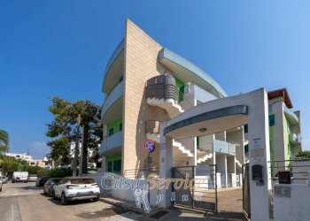 Facciata - Four-room apartment via delle Robinie, Gallipoli - photo 27