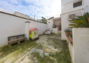 Cortile interno - Independent house via Alessandro Manzoni, Matino - photo 7