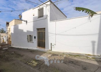 Facciata - Independent house via Alessandro Manzoni, Matino - photo 24