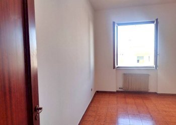 Camera da letto - Quadrilocale via Estramurale di Levante, Matino - foto 33