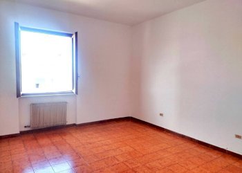 Camera da letto - Quadrilocale via Estramurale di Levante, Matino - foto 34