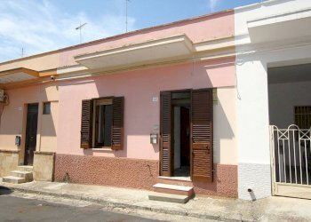 Facciata - Independent house via Torino, Matino - photo 1