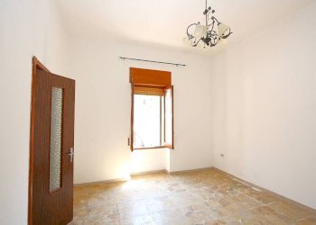 Camera da letto - Independent house via Torino, Matino - photo 15