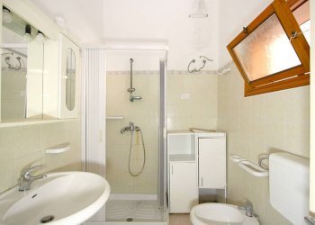 Bagno - Independent house via Torino, Matino - photo 22