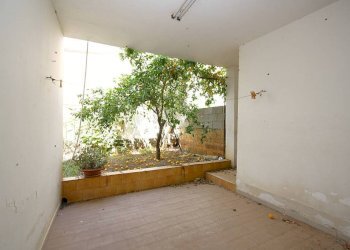 Veranda - Independent house via Torino, Matino - photo 23
