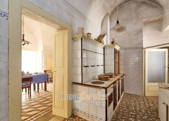Cucina - Casa indipendente via Stanislao Senape De Pace, Alezio - foto 50