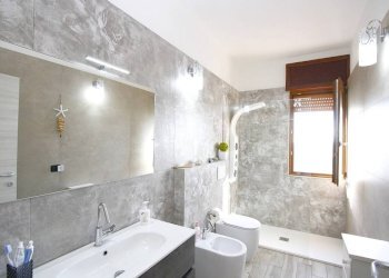 Bagno - Quadrilocale via Don Carlo Gnocchi, Parabita - foto 18