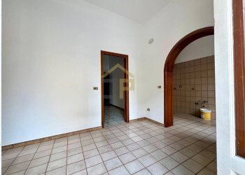 Foto 17 - Trilocale Via San Pietro
 
17, Villabate - foto 17