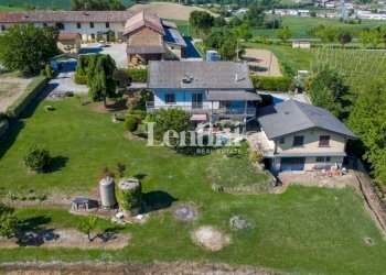 Zona - Villa strada Casale, 13, Moncalvo - photo 1