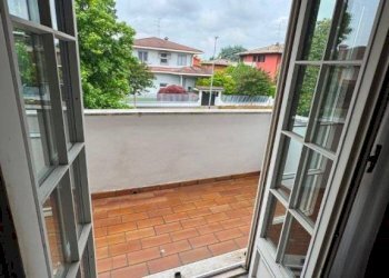 Terrazzo - Villa via Fratelli Cervi, Travacò Siccomario - photo 13