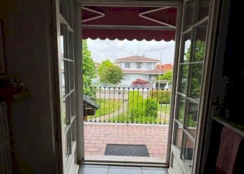 Balcone - Villa via Fratelli Cervi, Travacò Siccomario - photo 21