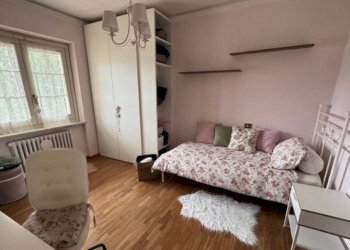 Camera da letto - Villa via Fratelli Cervi, Travacò Siccomario - photo 23