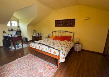 Camera da letto - Villa via Fratelli Cervi, Travacò Siccomario - photo 28