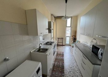 Cucina - Bilocale via Torino, 4, Gallarate - foto 9