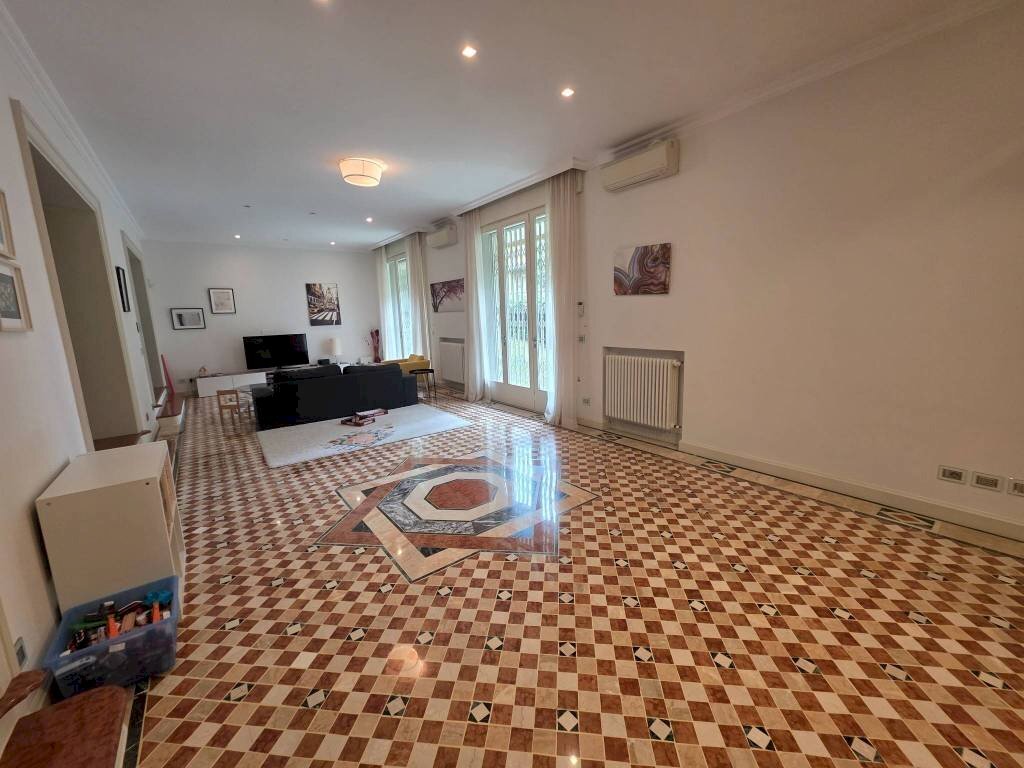 Salone - Apartment via Bellinzona, Bologna (neighborhood Colli) - photo 2